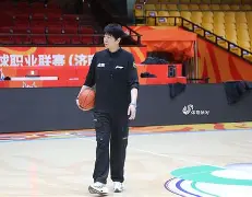 转折点山东男篮遗憾出局，亚冠加时末段攻防权衡，目标明确，球队文化再被提及的简单介绍