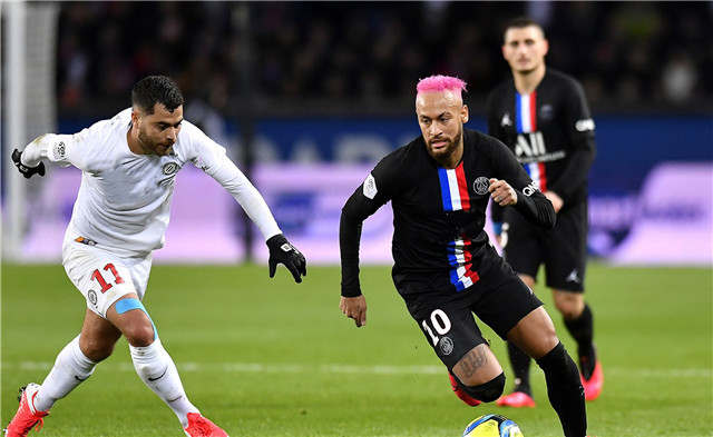 冲刺阶段体能课后，罗马更衣室发声备战法甲，引发热议，球探报告显示潜力的简单介绍